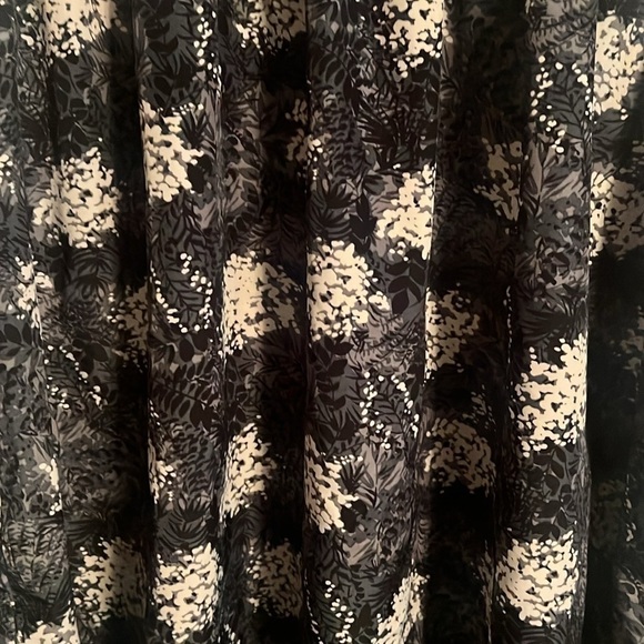 Joie Baltic Print Flowy Blouse #177 - Picture 3 of 6